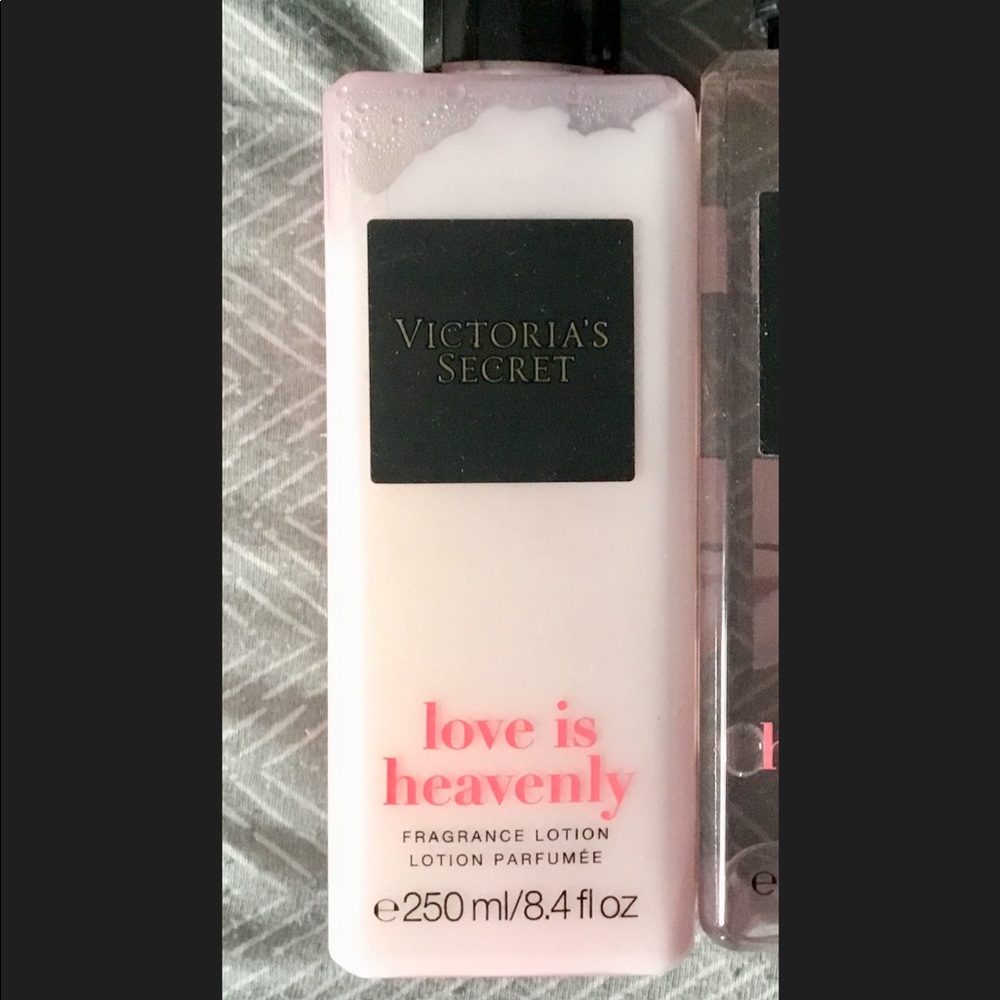 Victoria’s Secret Love is Heavenly Lotion
